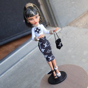 Monster high OOAK DOLL repainted doll UNIQUE Cleo de Nile one of a kind doll ART